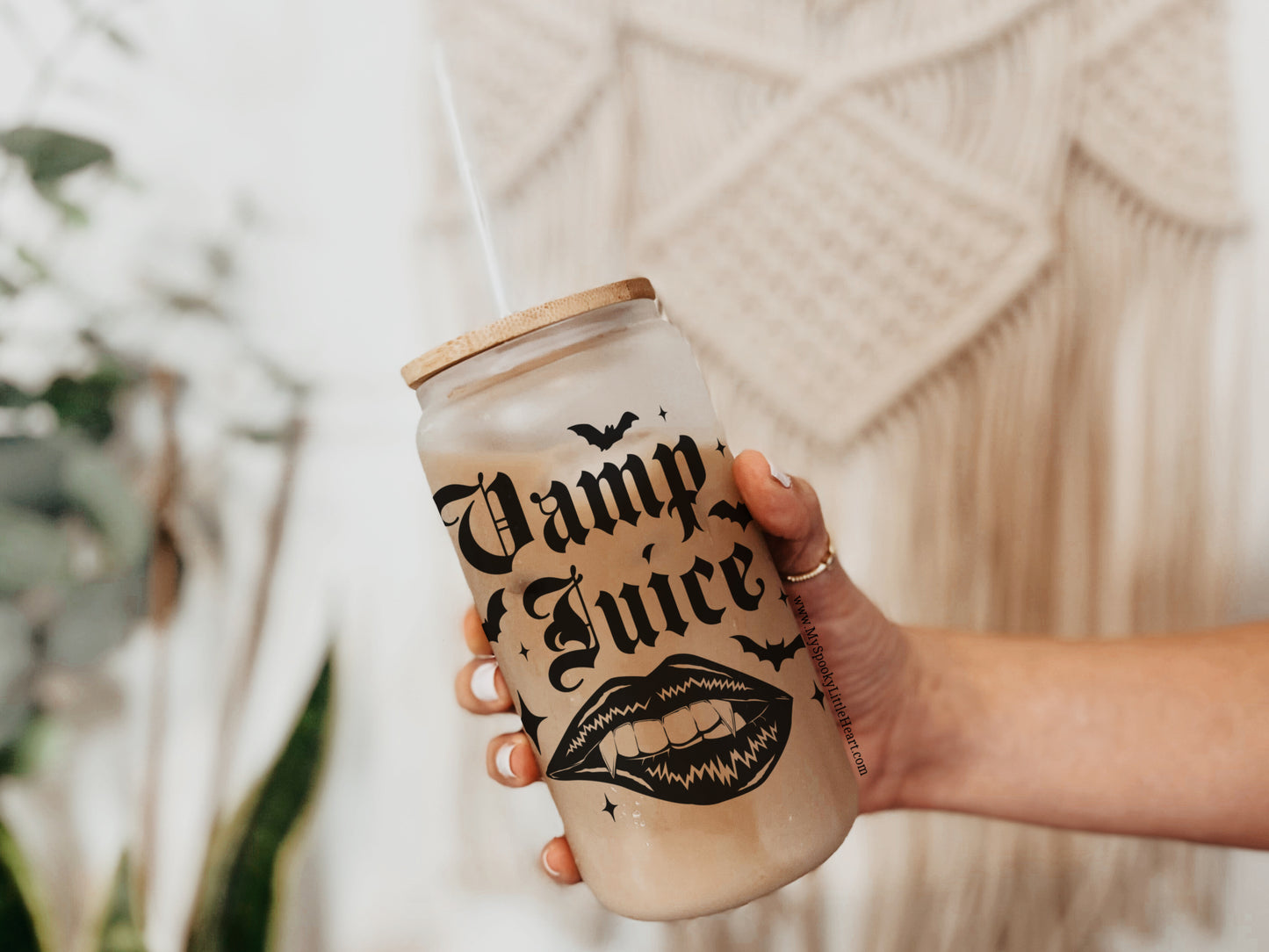 Vamp Juice 16oz Frosted Glass Cup