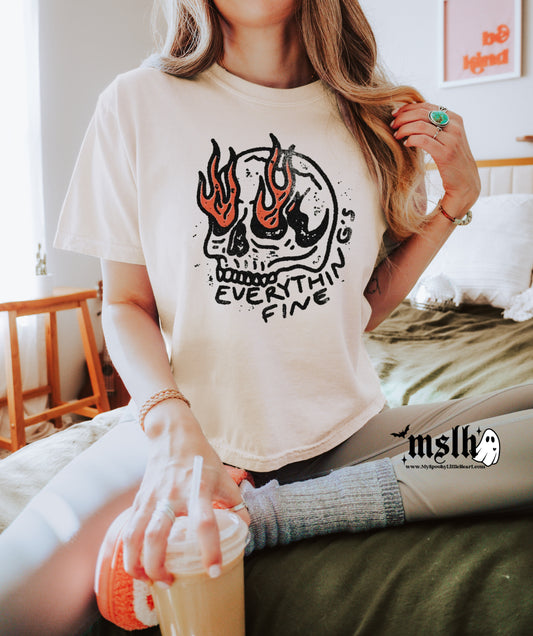 Everything is fine Women's Boxy T-Shirt