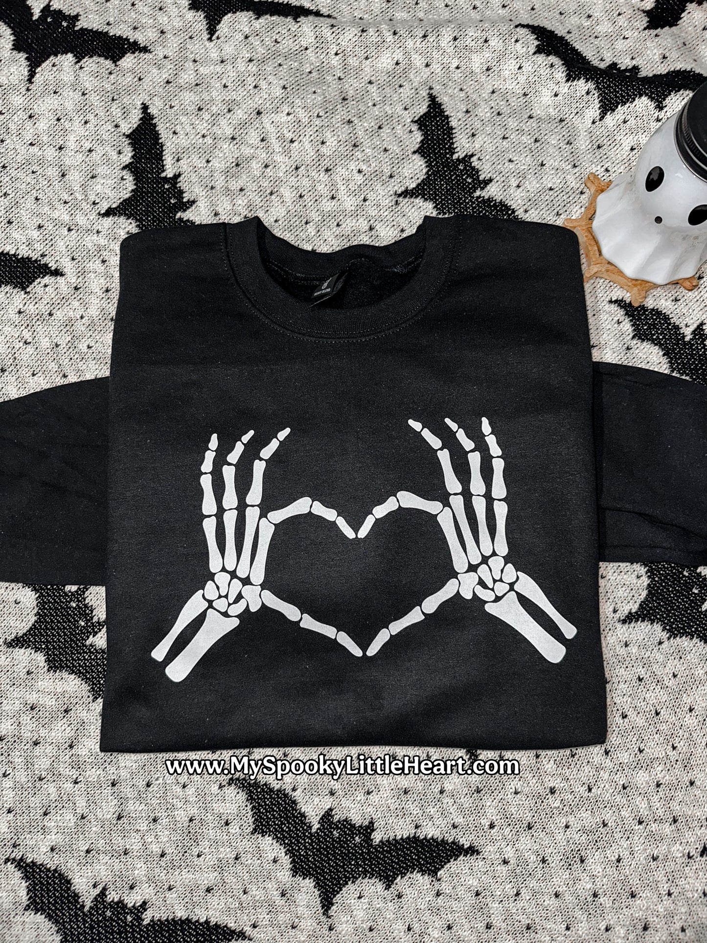 Heart Shaped Skeleton Hands