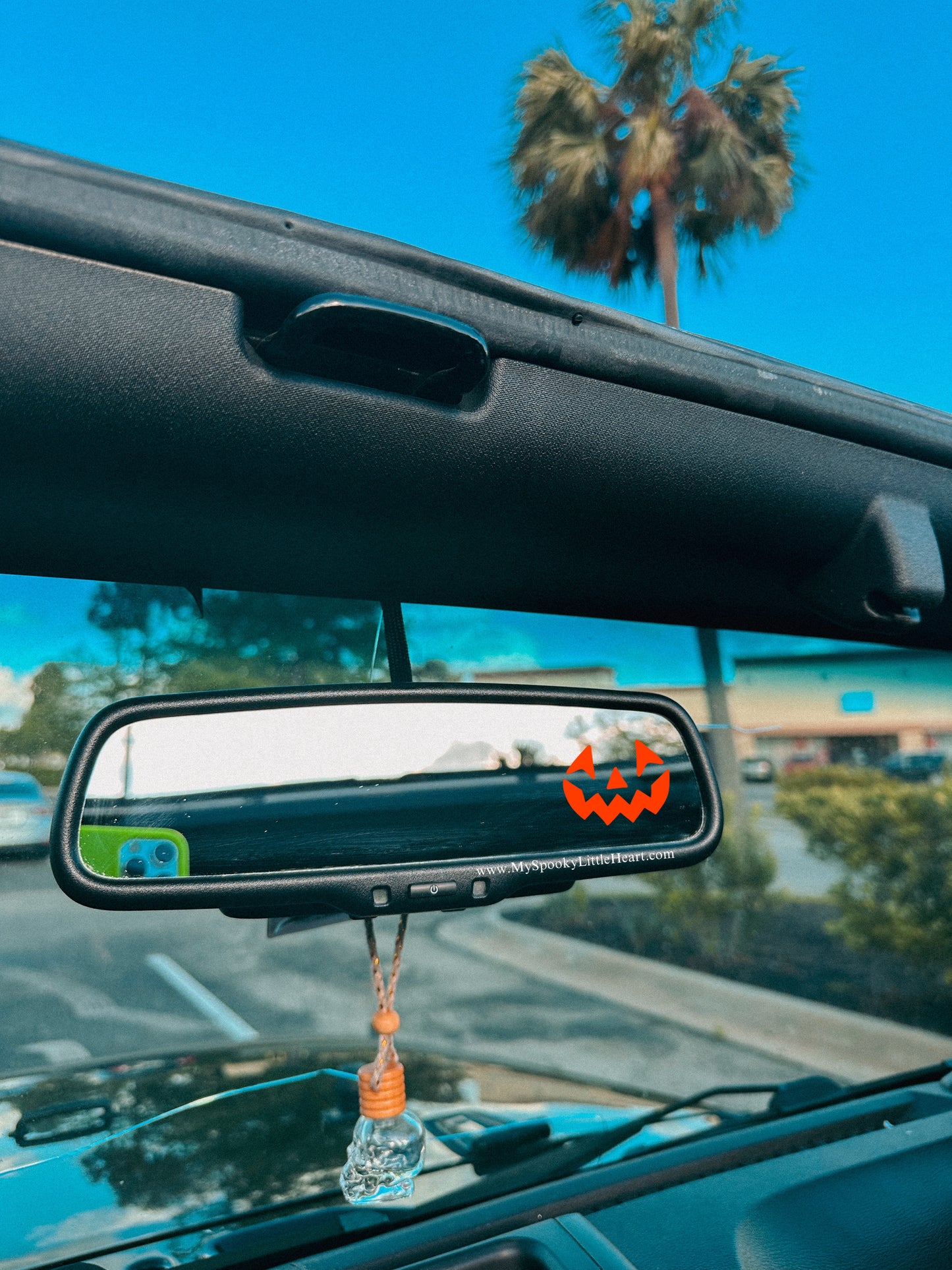 Spooky Small Jack o Lantern Vinyl Decal