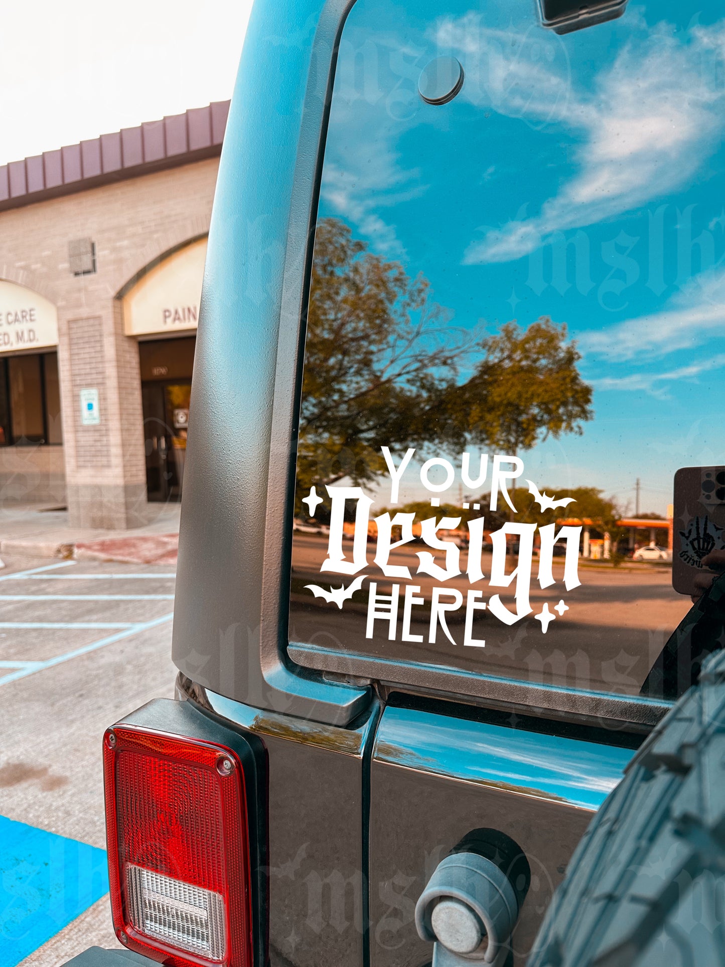 Decal SUV Mockup