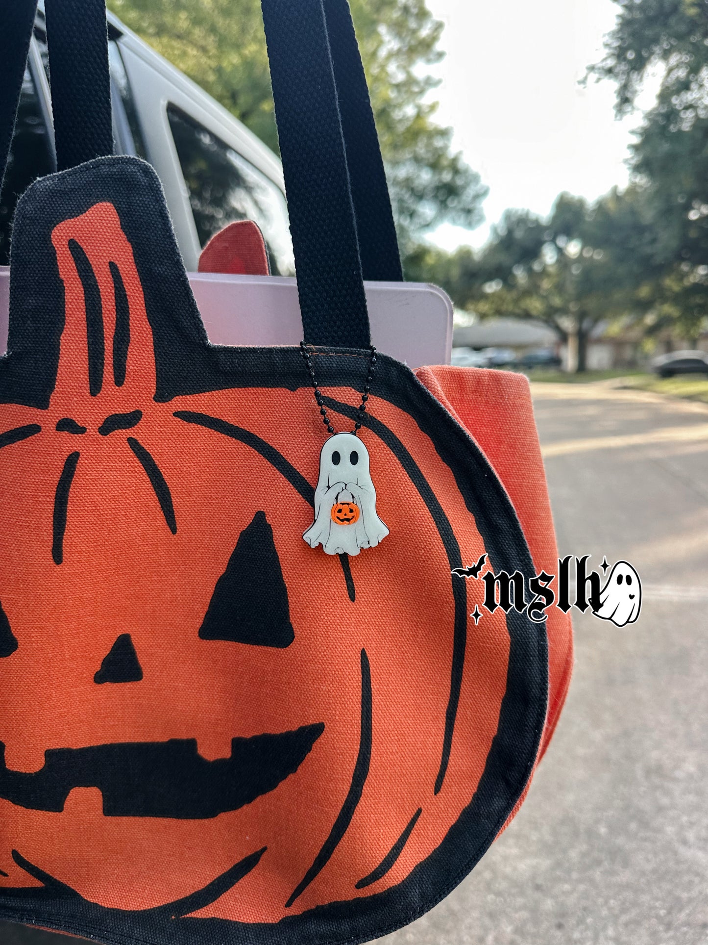 Glow in the dark Ghost holding Pumpkin Pail Soda/Can Opener/ Bag Charm -3D PRINTED