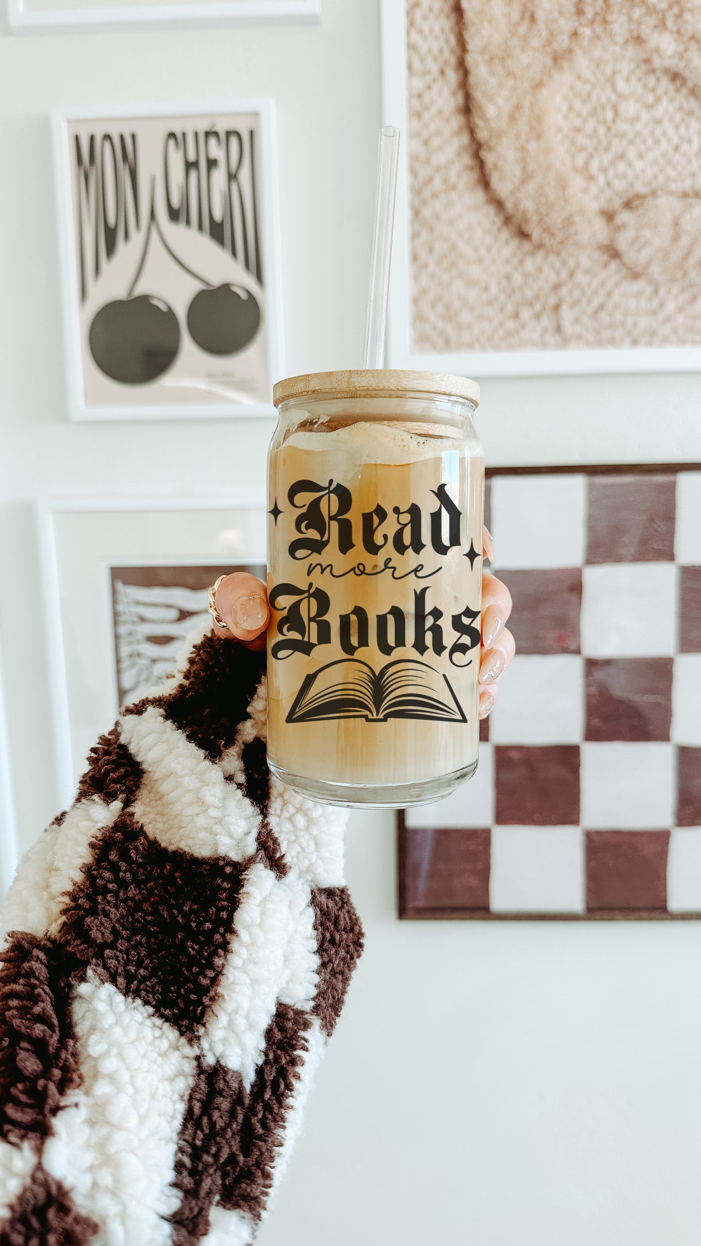 Read more Books (Includes two PNG Files)