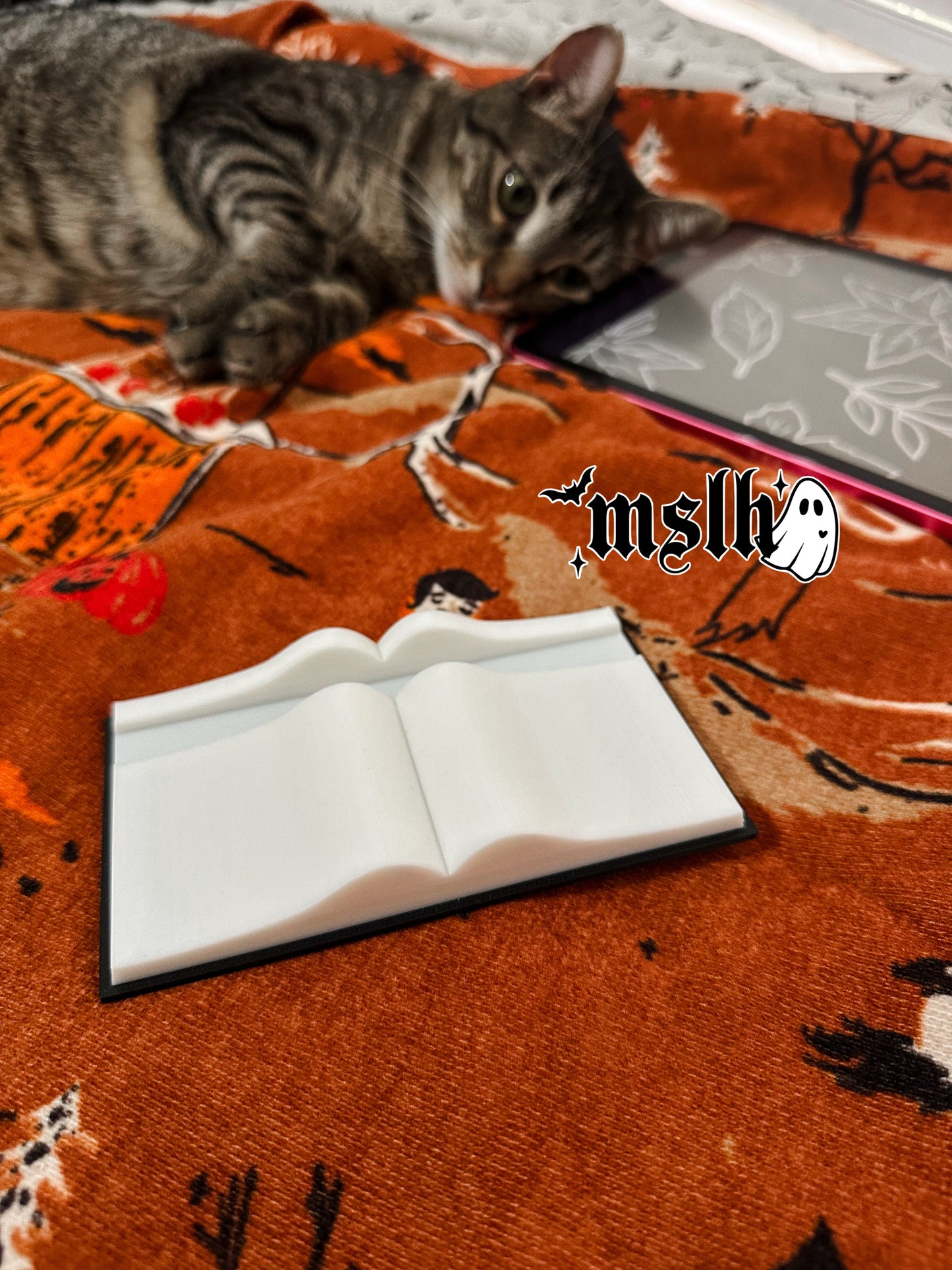 Open Book Kindle Stand- 3D PRINTED