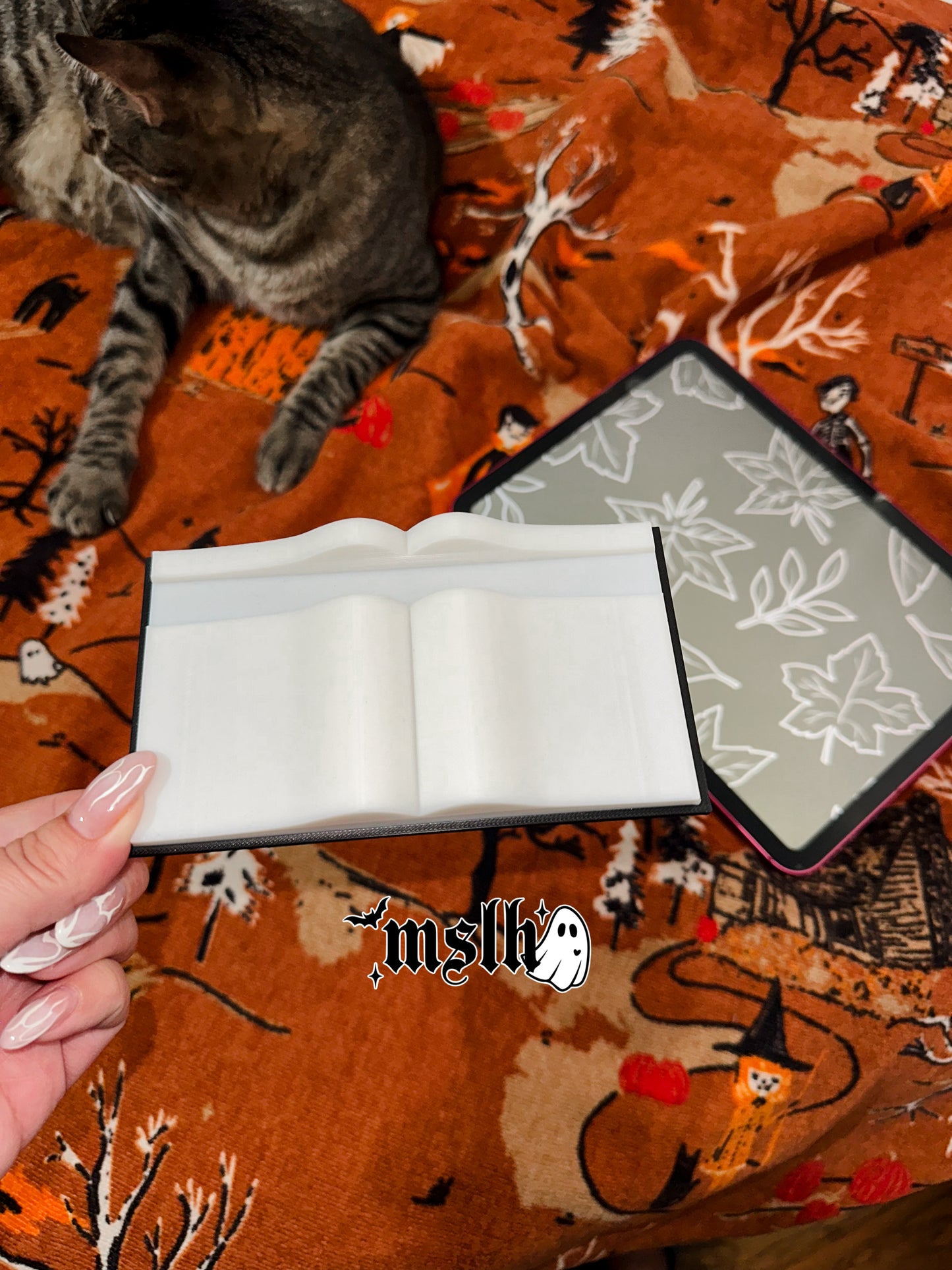 Open Book Kindle Stand- 3D PRINTED