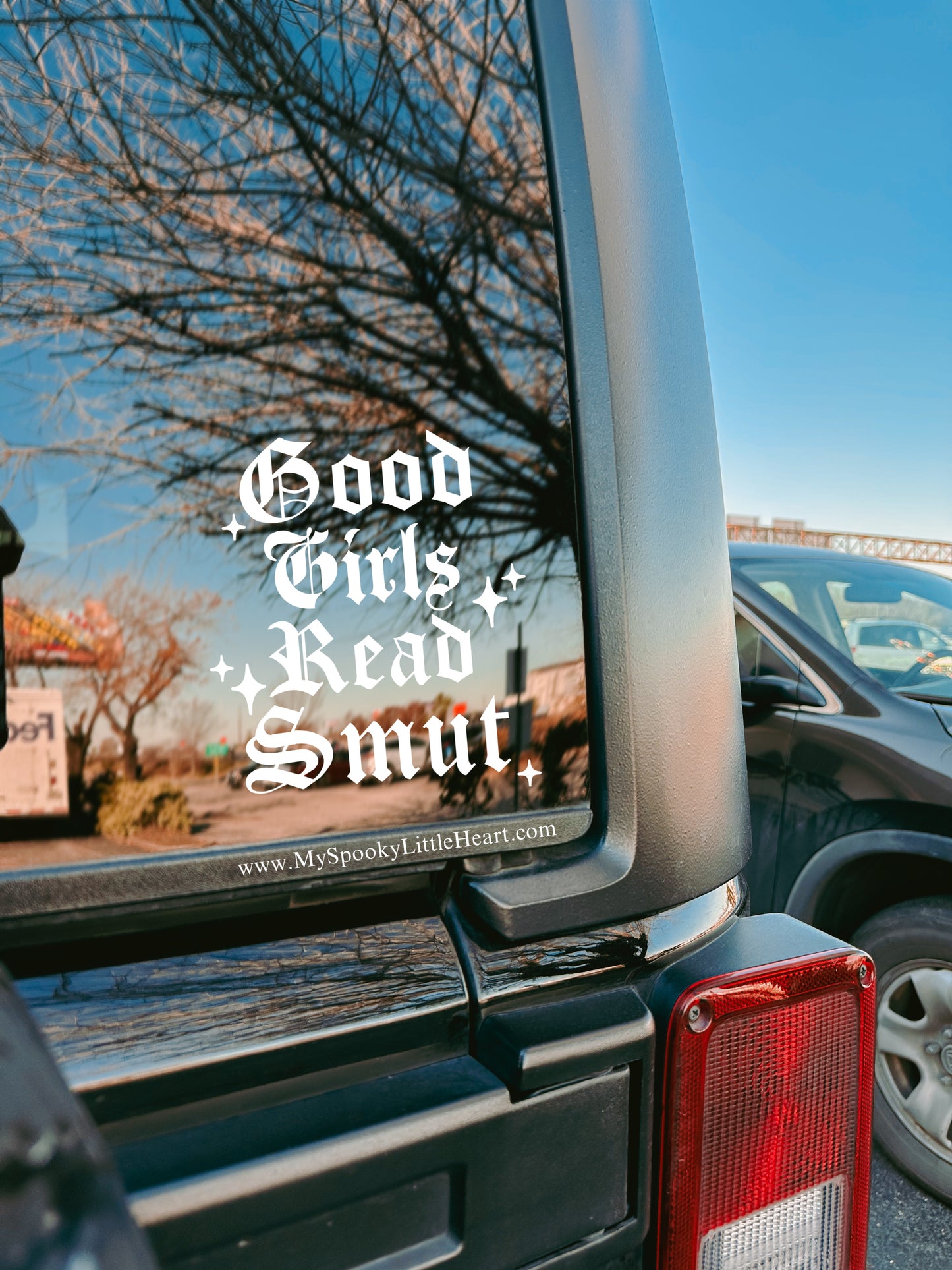 Good Girls Read Smut Vinyl Decal